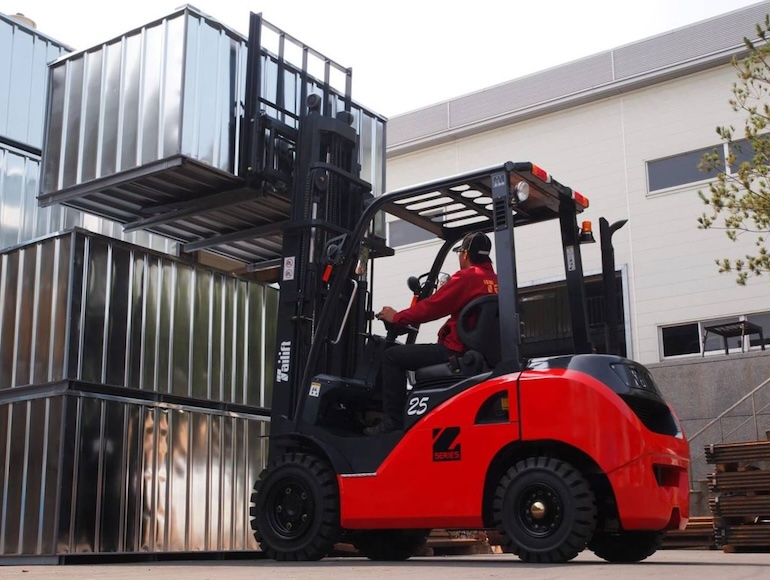 Tailift Forklift Operator Requirements & Qualifications